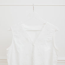 Charger l'image dans la galerie, usure studio - top-corset-blanc-broderie-vintage