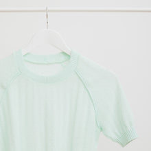 Charger l'image dans la galerie, usure studio - pull vert d'eau vintage