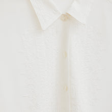 Charger l'image dans la galerie, usure studio - blouse-broderie-elegante-blanche-vintage