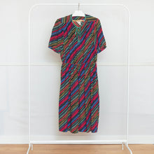 Charger l'image dans la galerie, usure studio - robe soie rayures