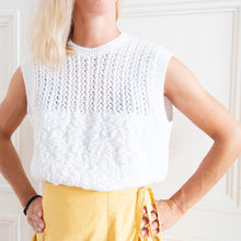 Charger l'image dans la galerie, usure studio - pull sans manches blanc crochet main