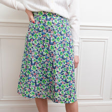 Charger l'image dans la galerie, usure studio - jupe florale bleu vintage
