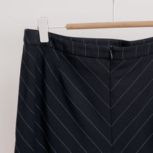 Charger l'image dans la galerie, usure studio - jupe rayures écru vintage