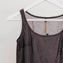Charger l'image dans la galerie, usure studio - debardeur noir long cop.copine vintage 1