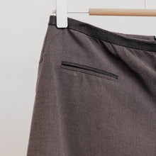 Charger l&#39;image dans la galerie, usure studio - jupe grise plis rock vintage 1
