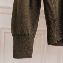 Charger l'image dans la galerie, usure studio - pull kaki vintage 2