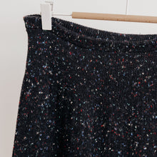 Charger l'image dans la galerie, usure studio - jupe maille noire vintage 1