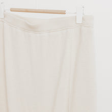 Charger l'image dans la galerie, usure studio - jupe laine écru rodier vintage 1