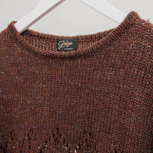 Charger l'image dans la galerie, Usure studio - pull marron crochet vintage 2