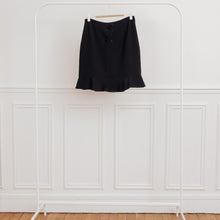 Charger l&#39;image dans la galerie, usure studio - jupe courte noir vintage 90s 1
