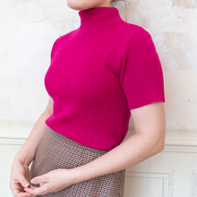 Charger l'image dans la galerie, pull-rose-vintage-col-roulé