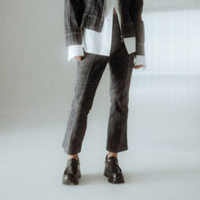 Charger l'image dans la galerie, usure studio - pantalon carven twin set vintage
