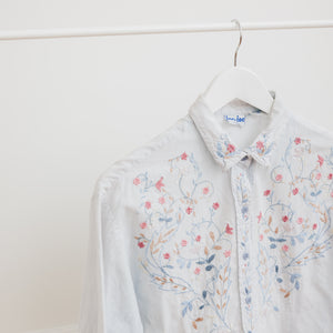 usure-studio-blouse-broderie-fleurs-vintage