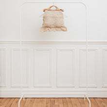Charger l&#39;image dans la galerie, usure studio - sac crochet unique vintage anse bois

