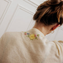 Charger l&#39;image dans la galerie, usure studio - gilet-floral-beige-vintage
