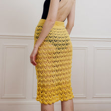 Charger l&#39;image dans la galerie, usure studio - jupe jaune crochet vintage

