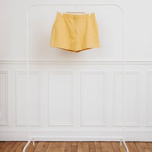 Charger l&#39;image dans la galerie, usure studio-short-jaune-taille-haute-vintage
