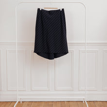 Charger l&#39;image dans la galerie, usure studio - jupe rayures écru vintage
