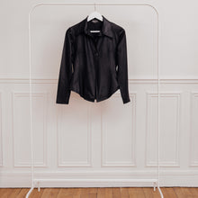 Charger l&#39;image dans la galerie, usure studio - veste cintree satin noir vintage
