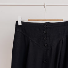Charger l&#39;image dans la galerie, usure studio - jupe longue noire boutonnée vintage
