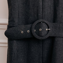 Charger l&#39;image dans la galerie, usure studio - robe ceinturée en laine vintage 2
