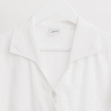 Charger l&#39;image dans la galerie, usure studio - chemisier blanc élégant vintage 1
