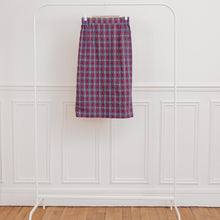 Charger l&#39;image dans la galerie, Usure studio - jupe carreaux mouchoirs vintage
