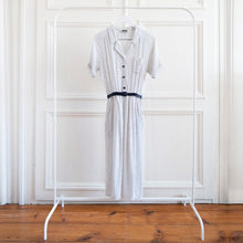 Charger l&#39;image dans la galerie, usure studio - robe blanc pois vintage

